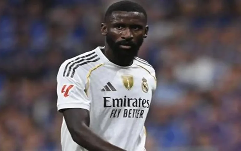 إسطنبول تندفع.. غالطة سراي ينافس الأندية العظمى على روديغر